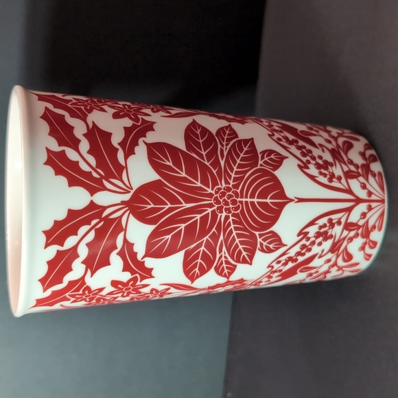 Starbucks Tall Red/White Festive Christmas Holiday Mug 18 fl oz . - Picture 3 of 8